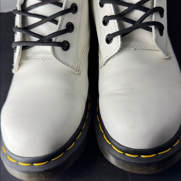 Dr Marten white boots Size M6/ W7 White Martin Leather Combat Boots Womens - Picture 5 of 13